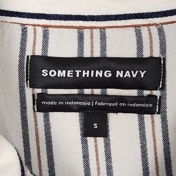 SOMETHING NAVY Ivory Blue Striped Wide Cuff Collared Button Up Top SIZE SMALL - Picture 9 of 10